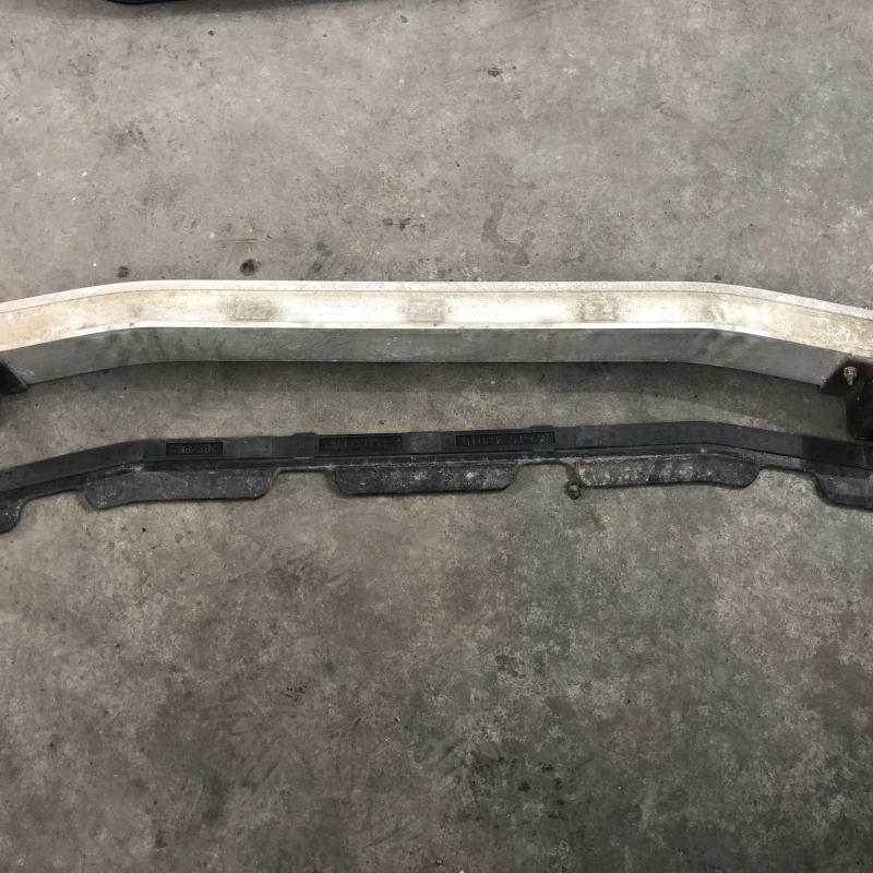 Armatura intaritura bara spate / Toyota Rav4 XA30 2007 / Caroserie, oglinzi si faruri