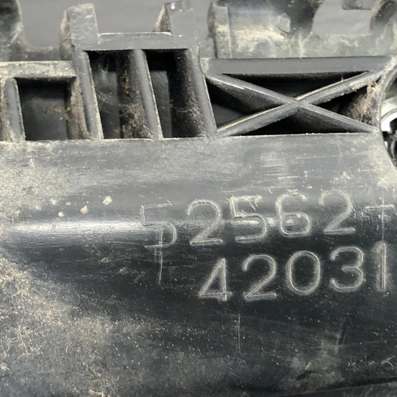 Suport bara spate / Toyota Rav4 XA30 2007 / Caroserie, oglinzi si faruri