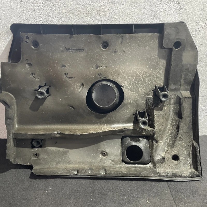 Capac motor / Toyota Rav4 XA30 2007 / Motor, racire si evacuare
