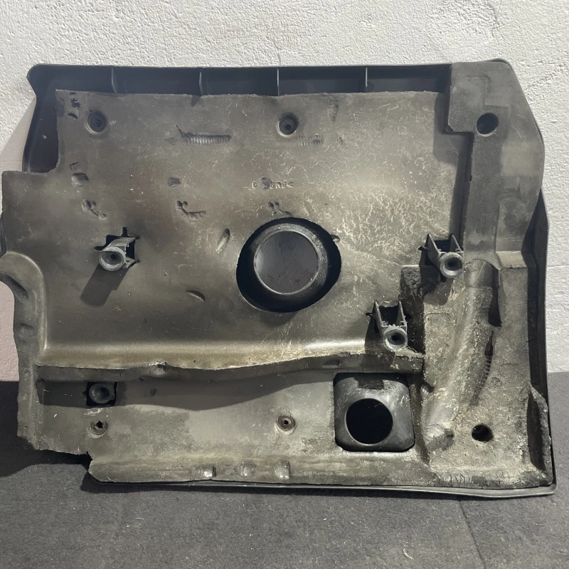 Capac motor / Toyota Rav4 XA30 2007 / Motor, racire si evacuare