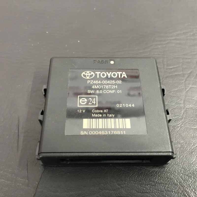 Unitate electrica ECU Toyota Rav4 XA30 2007