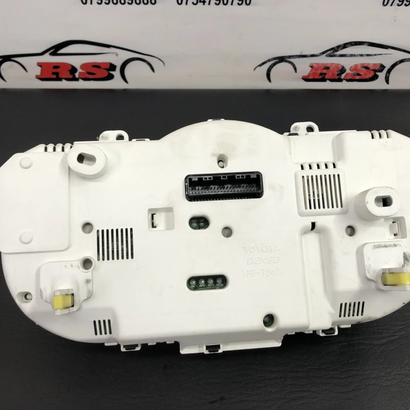 Ceas bord / Toyota Rav4 XA30 2007 / Audio si electronice