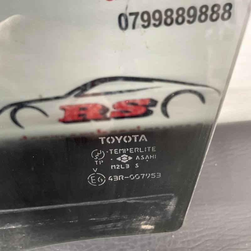 Geam stanga spate / Toyota Rav4 XA30 2007 / Caroserie, oglinzi si faruri