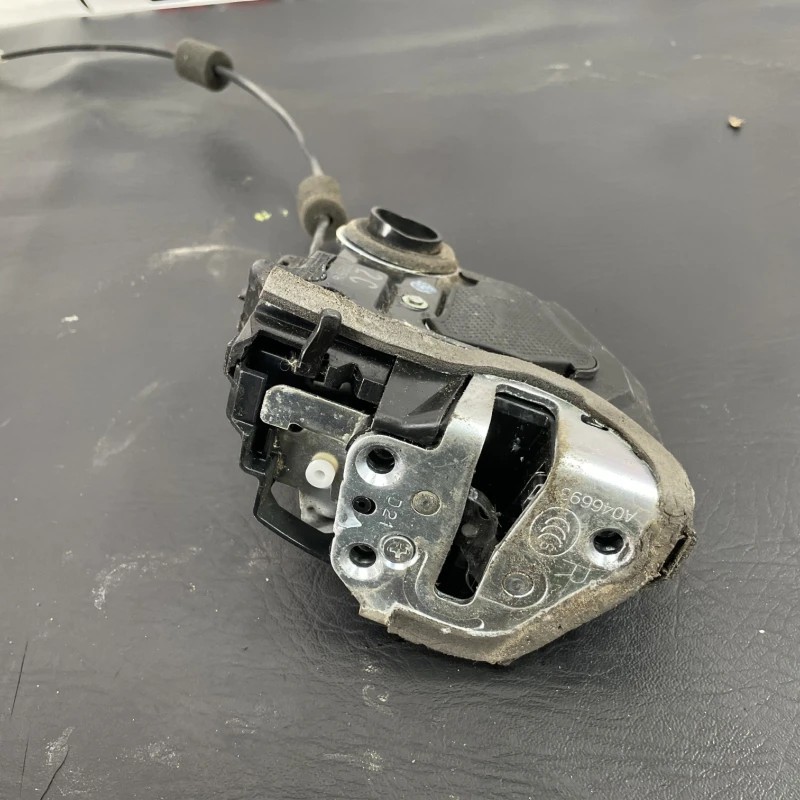 Iala broasca usa dreapta spate / Toyota Rav4 XA30 2007 / Caroserie, oglinzi si faruri