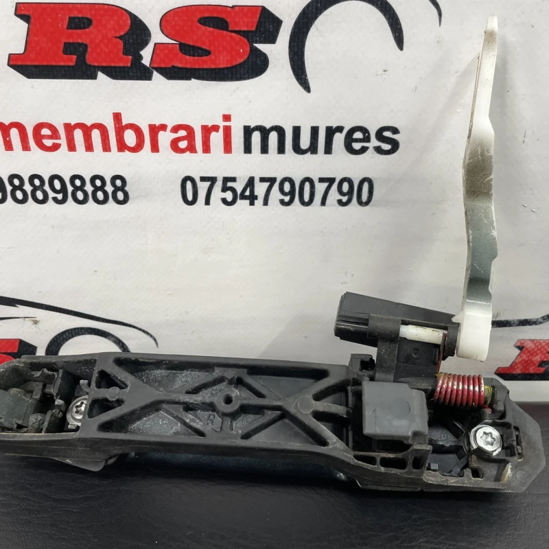 Maner usa dreapta spate / Toyota Rav4 XA30 2007 / Caroserie, oglinzi si faruri