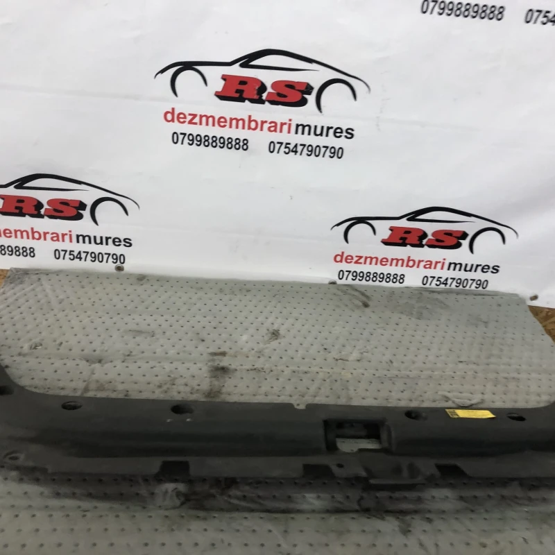 Scut radiatoare superior Toyota 