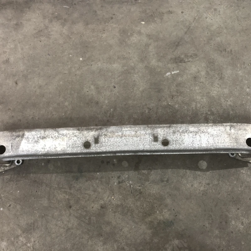 Armatura intaritura bara spate Opel 