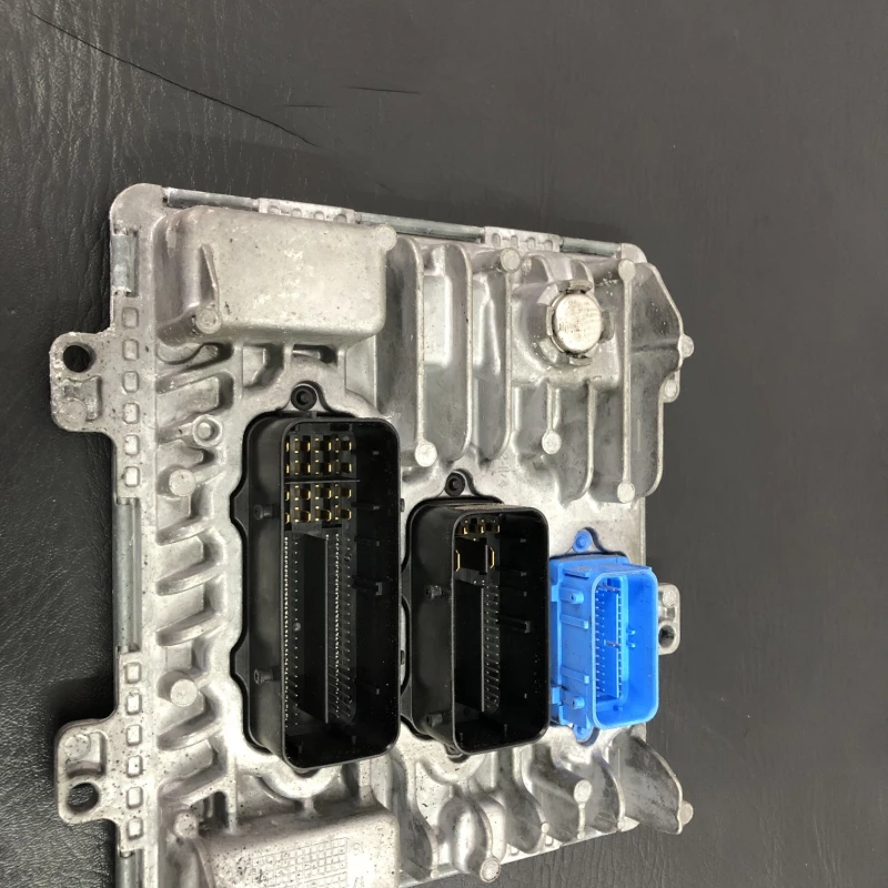 Calculator motor ecu Opel 
