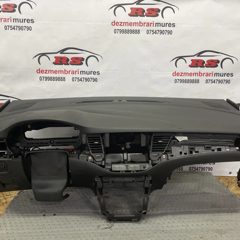 Plansa bord / Opel Astra K 2019 / Interior