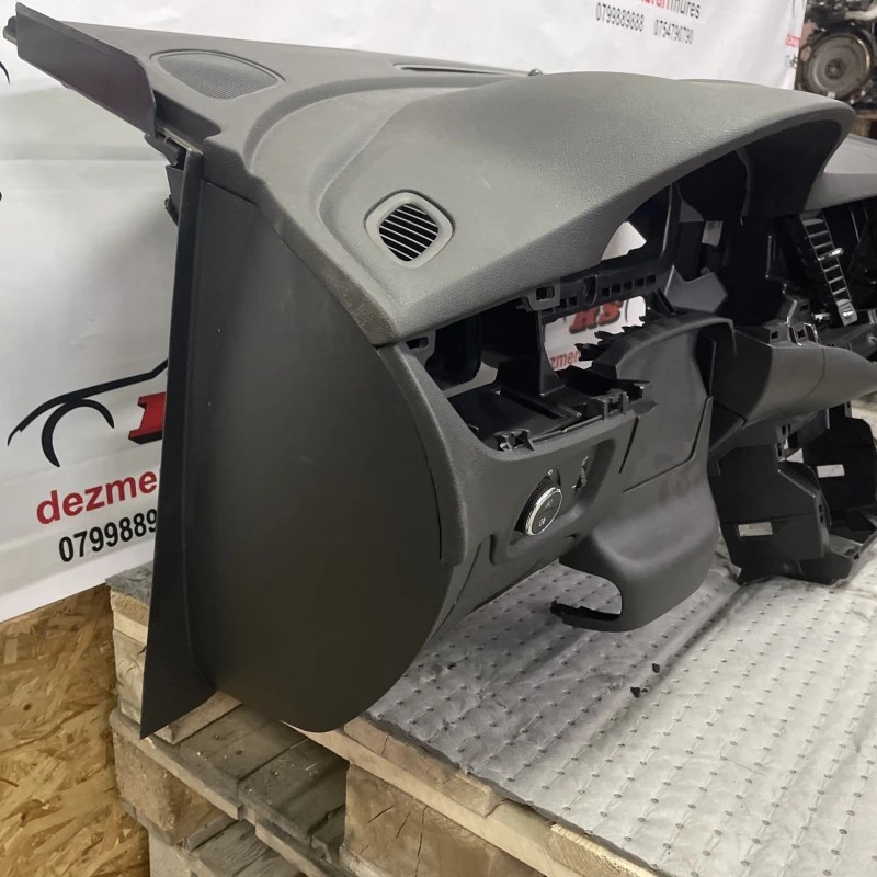Plansa bord / Opel Astra K 2019 / Interior