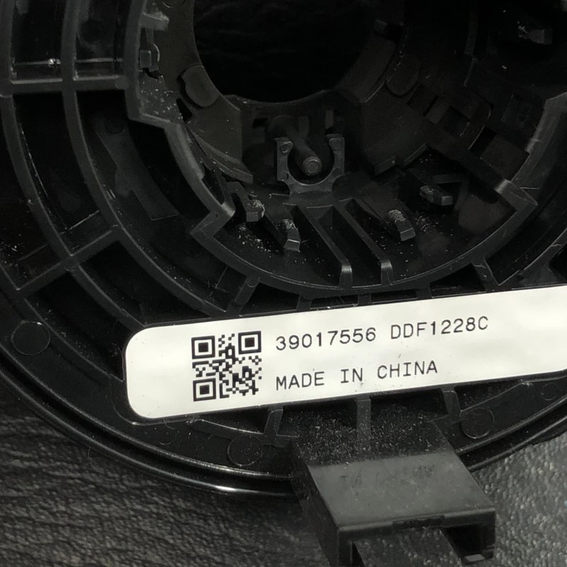 Spira volan cu manete / Opel Astra K 2019 / Audio si electronice