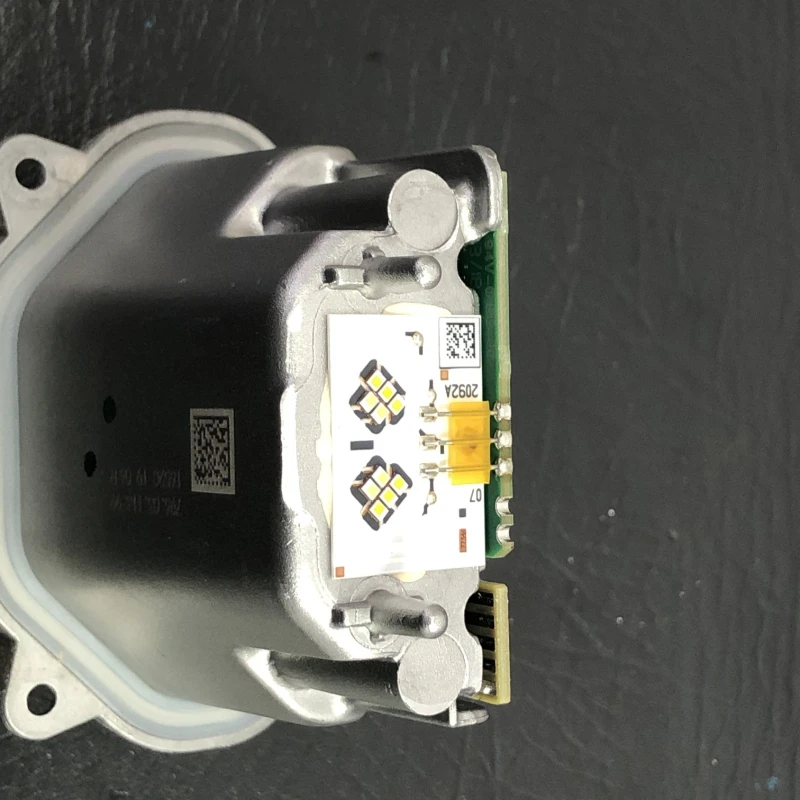 Led semnalizare si DRL / Opel Astra K 2019 / Audio si electronice