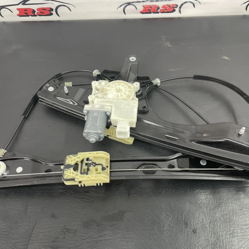 Macara geam dreapta fata / Opel Astra K 2019 / Caroserie, oglinzi si faruri