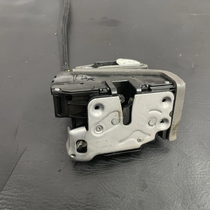 Iala broasca usa dreapta fata / Opel Astra K 2019 / Caroserie, oglinzi si faruri