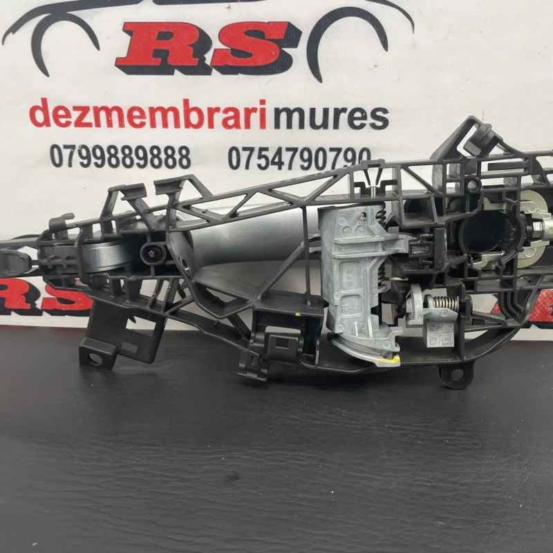 Maner usa dreapta fata / Opel Astra K 2019 / Caroserie, oglinzi si faruri