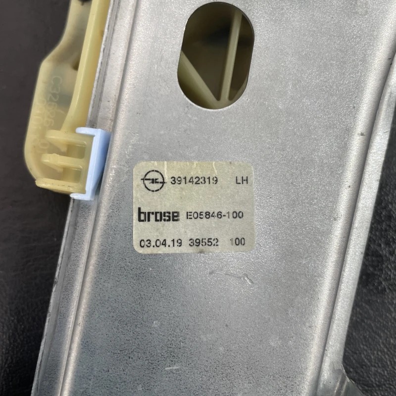 Macara geam stanga spate / Opel Astra K 2019 / Caroserie, oglinzi si faruri