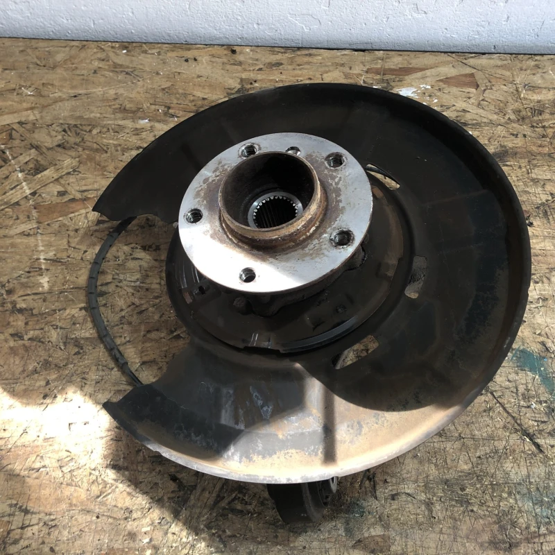 Fuzeta dreapta spate / BMW X1 E84 2011 / Directie si suspensie