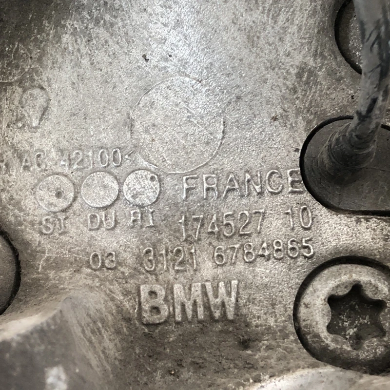 Fuzeta stanga fata / BMW X1 E84 2011 / Directie si suspensie
