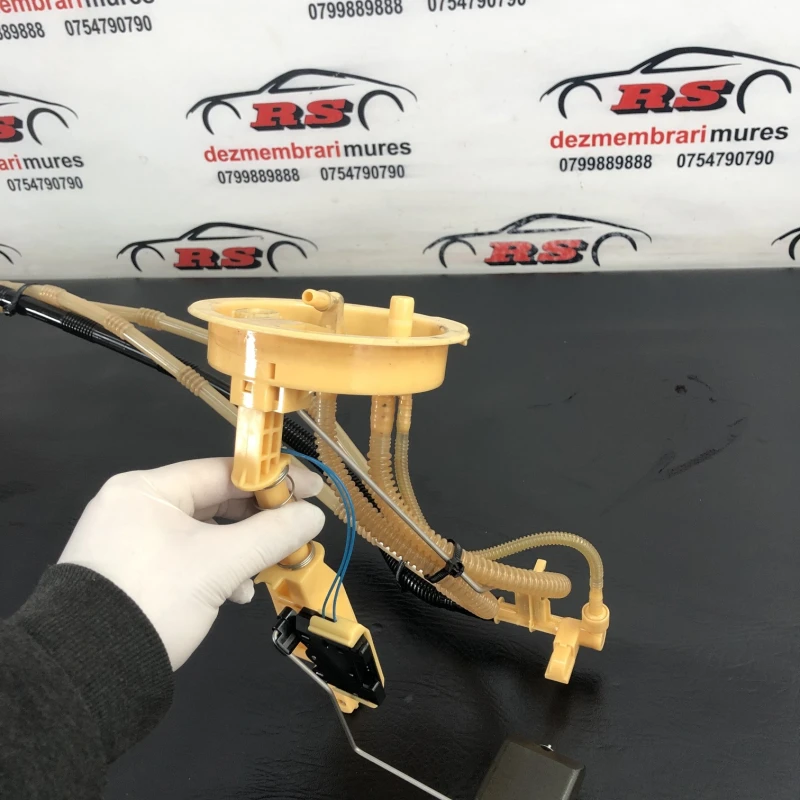Litrometru sonda combustibil / BMW X1 E84 2011 / Audio si electronice