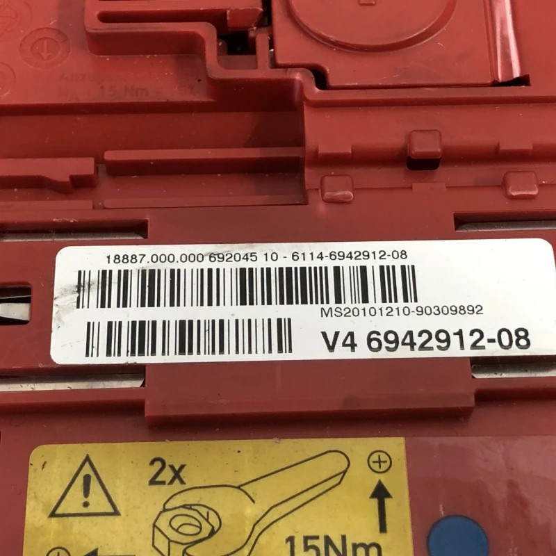 Borna baterie plus tablou sigurante baterie / BMW X1 E84 2011 / Audio si electronice