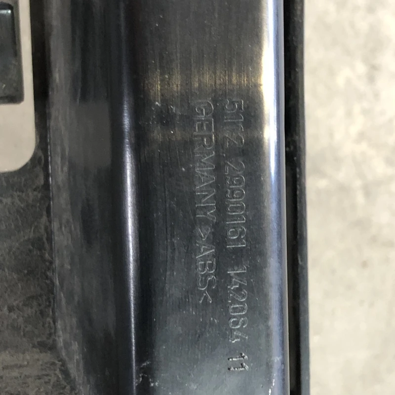 Suport bara spate centru / BMW X1 E84 2011 / Caroserie, oglinzi si faruri