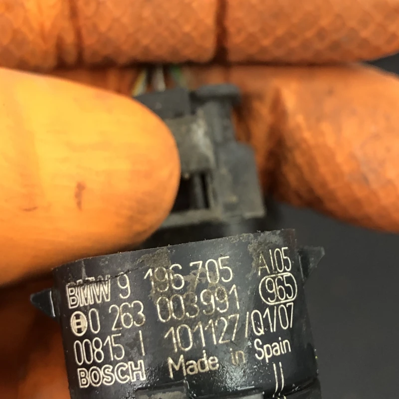 Senzori de parcare bara spate cu instalatie / BMW X1 E84 2011 / Audio si electronice