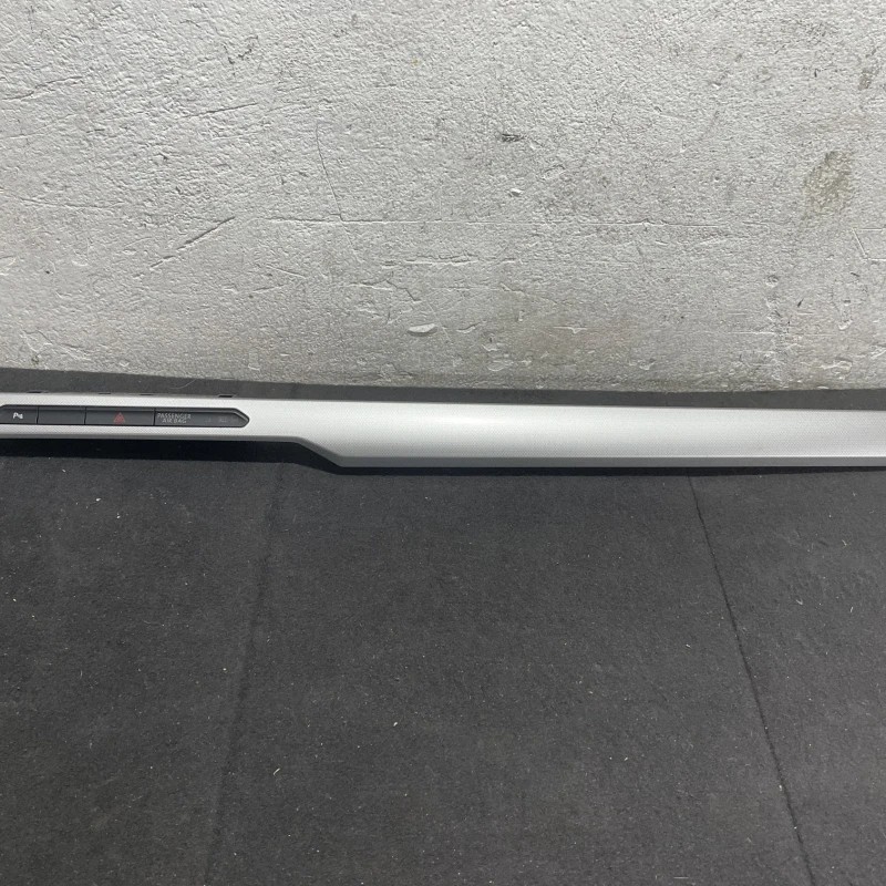 Ornament trim bord Volkswagen Passat B8 2015