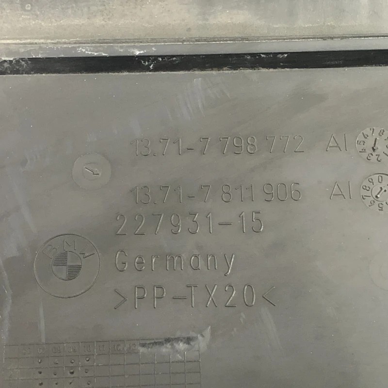 Difuzor aer / BMW X1 E84 2011 / Caroserie, oglinzi si faruri