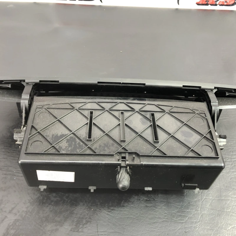 Compartiment stocare plansa bord / BMW X1 E84 2011 / Interior