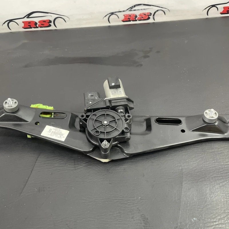 Macara geam stanga spate cu motoras BMW X1 E84 2011