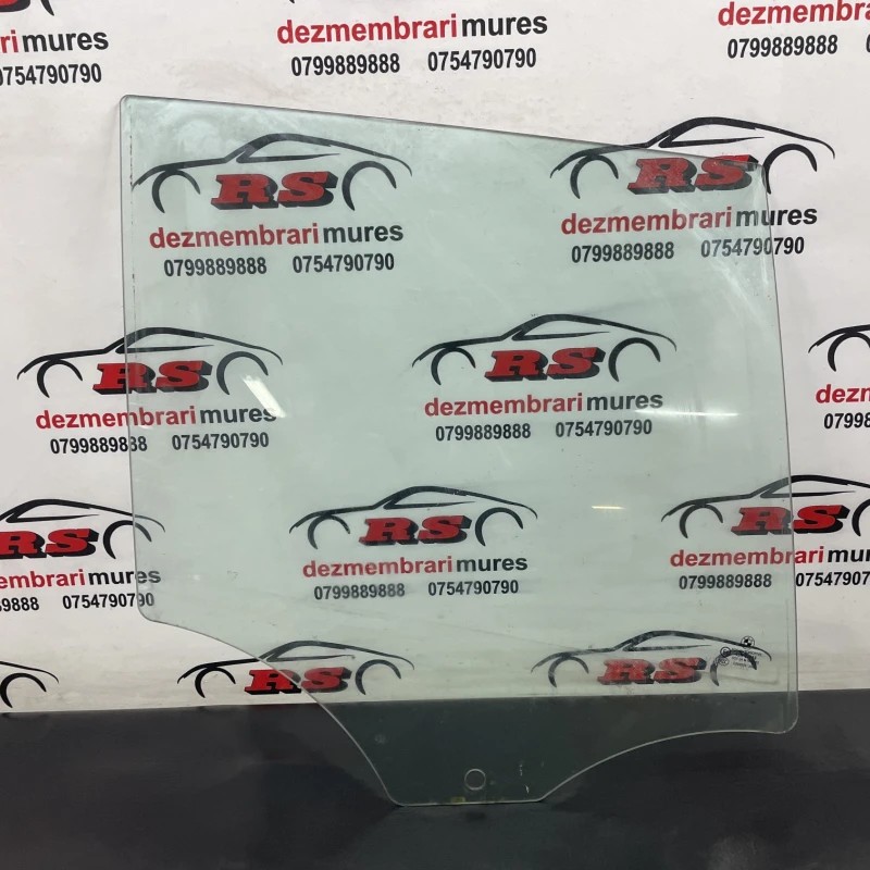 Geam dreapta spate BMW X1 E84 2011