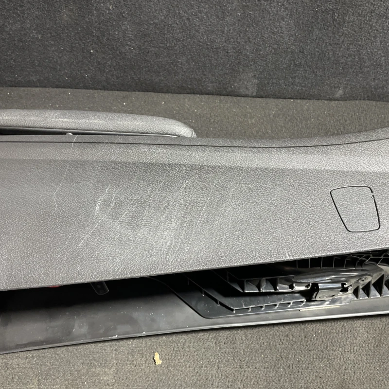 Cotiera centrala / BMW X1 E84 2011 / Interior
