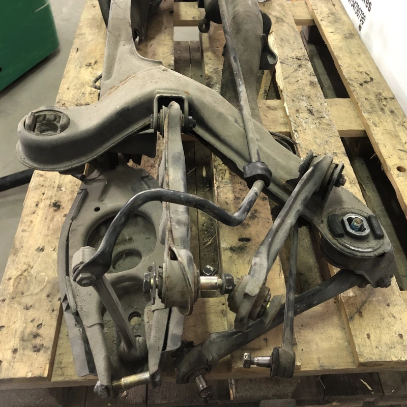 Punte spate / Mercedes-Benz SL R129 1990 / Directie si suspensie