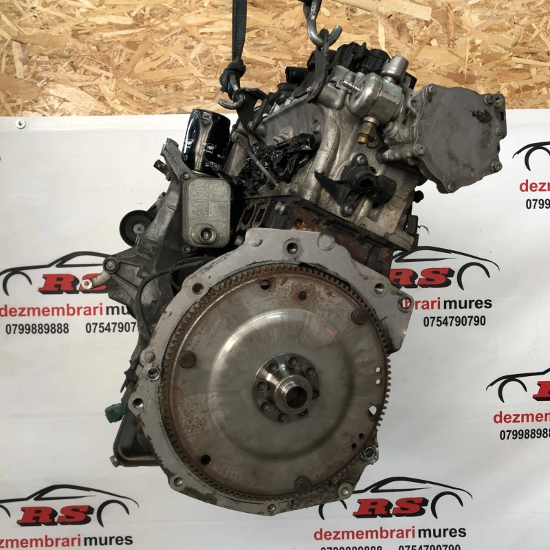 Motor CDH 001986 / Audi A4 B8 2010 / Motor, racire si evacuare