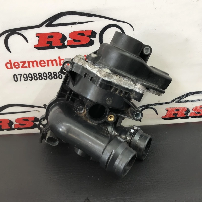 Pompa apa / Audi A4 B8 2010 / Motor, racire si evacuare