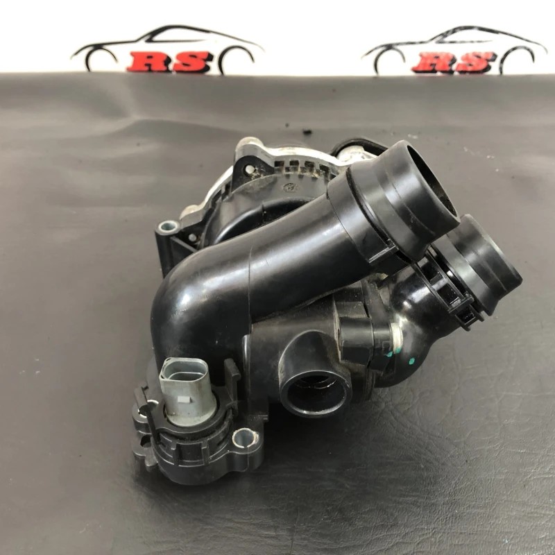 Pompa apa / Audi A4 B8 2010 / Motor, racire si evacuare