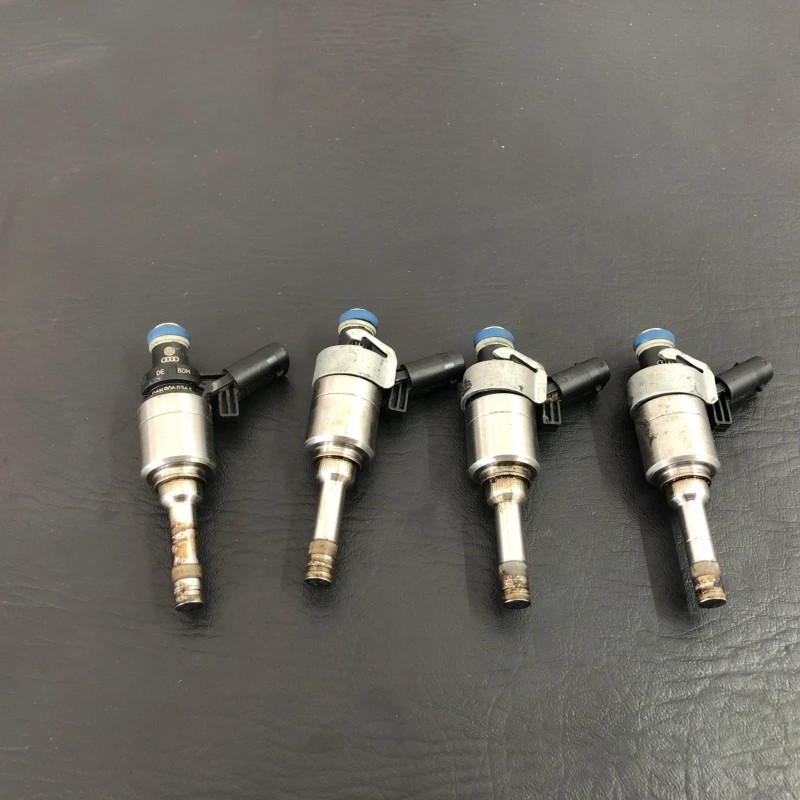 Injector Audi A4 B8 2010