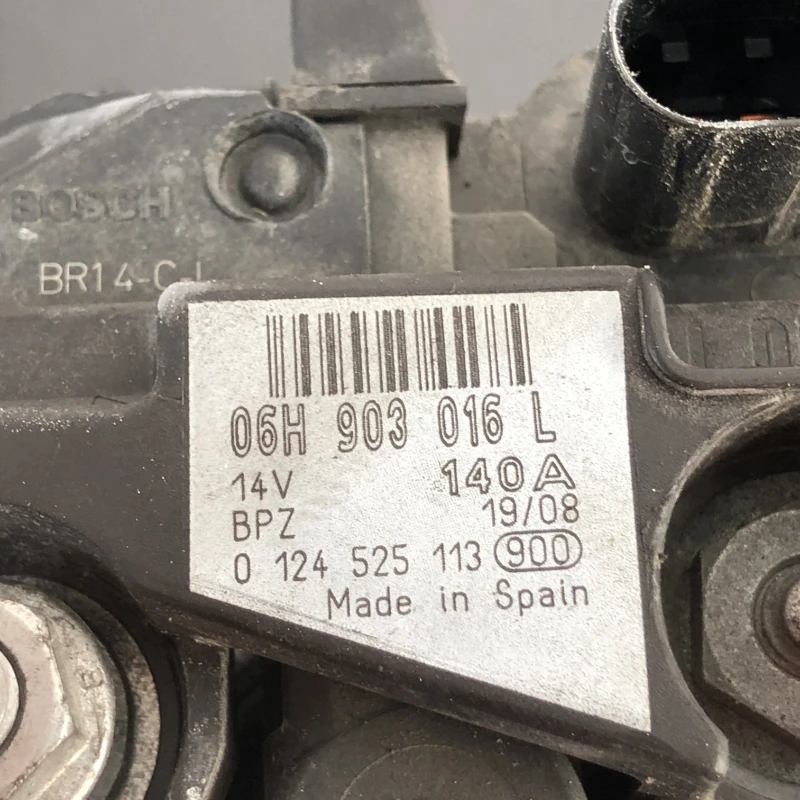 Alternator / Audi A4 B8 2010 / Motor, racire si evacuare