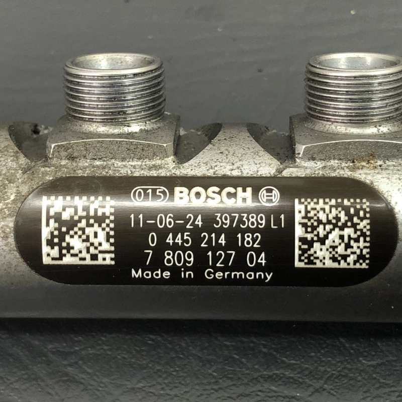Rampa injectoare cu senzor / BMW Seria 3 E90 2012 / Motor, racire si evacuare