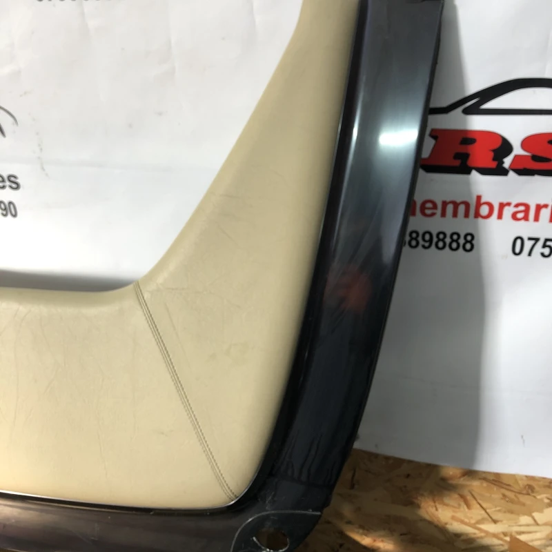 Capac sistem decapotare soft-top / Mercedes-Benz SL R129 1990 / Interior