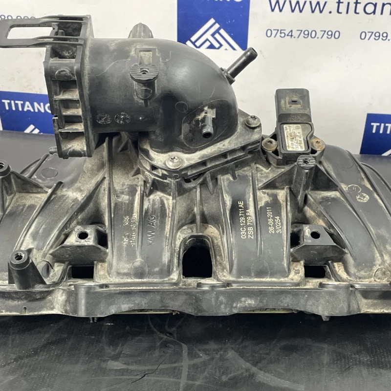 Galerie de admisie / Volkswagen Touran 1T 2013 / Motor, racire si evacuare