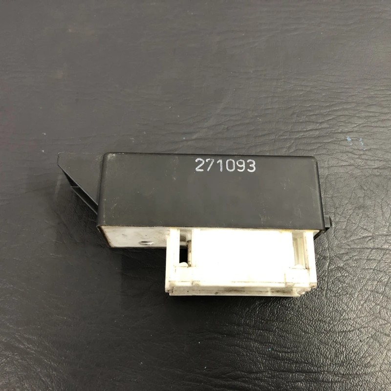 Releu stergatoare parbriz / Mercedes-Benz SL R129 1990 / Audio si electronice