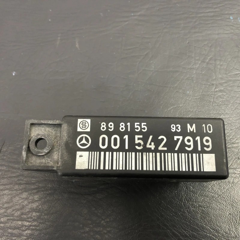 Releu stergatoare parbriz / Mercedes-Benz SL R129 1990 / Audio si electronice