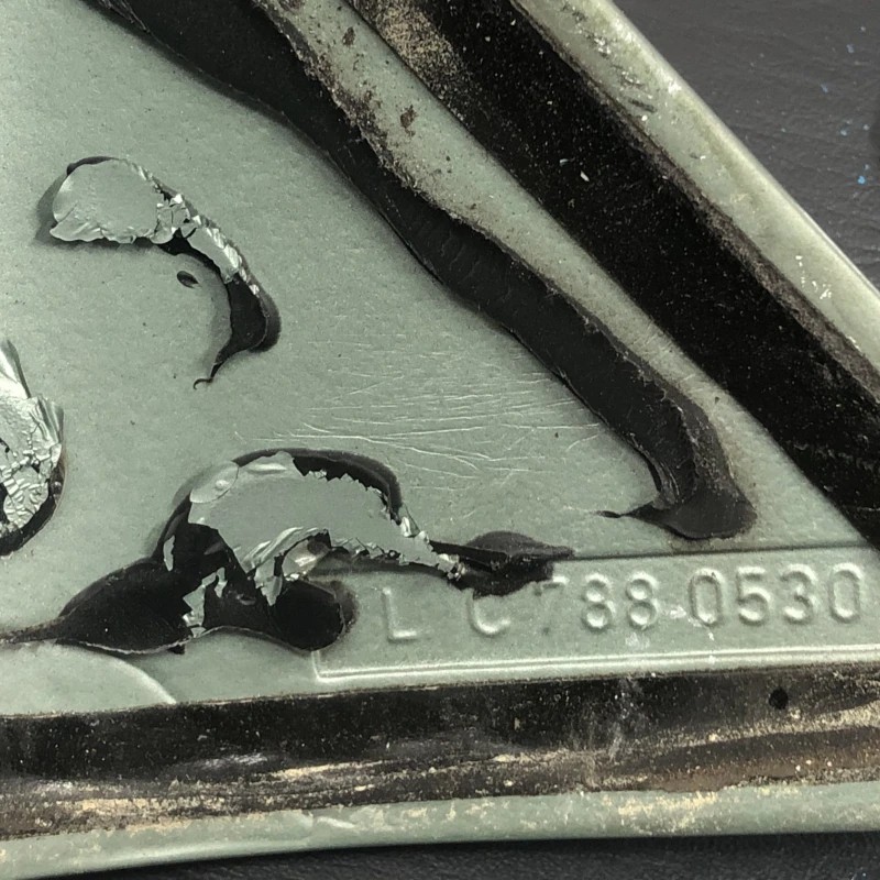 Colturi eleron aripa AMG / Mercedes-Benz SL R129 1990 / Caroserie, oglinzi si faruri