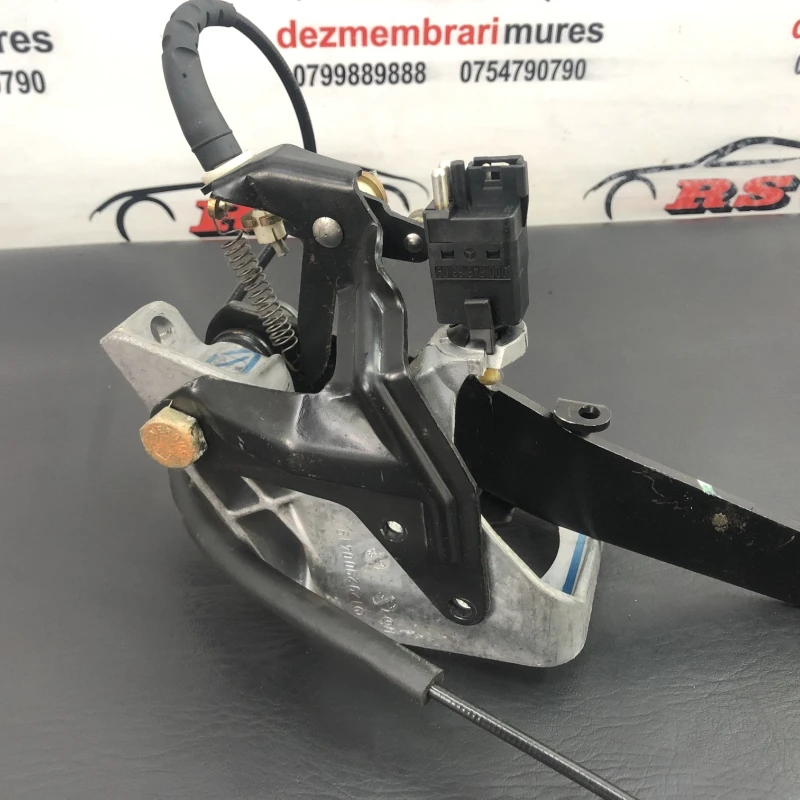 Pedala de frana / Mercedes-Benz SL R129 1990 / Interior