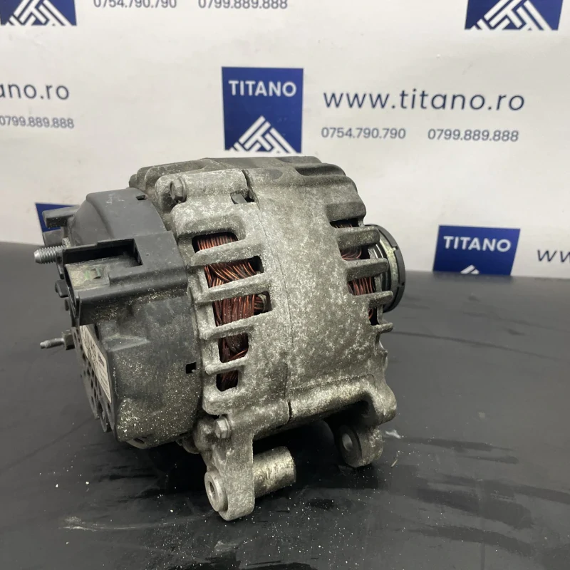Alternator / Volkswagen Touran 1T 2013 / Motor, racire si evacuare