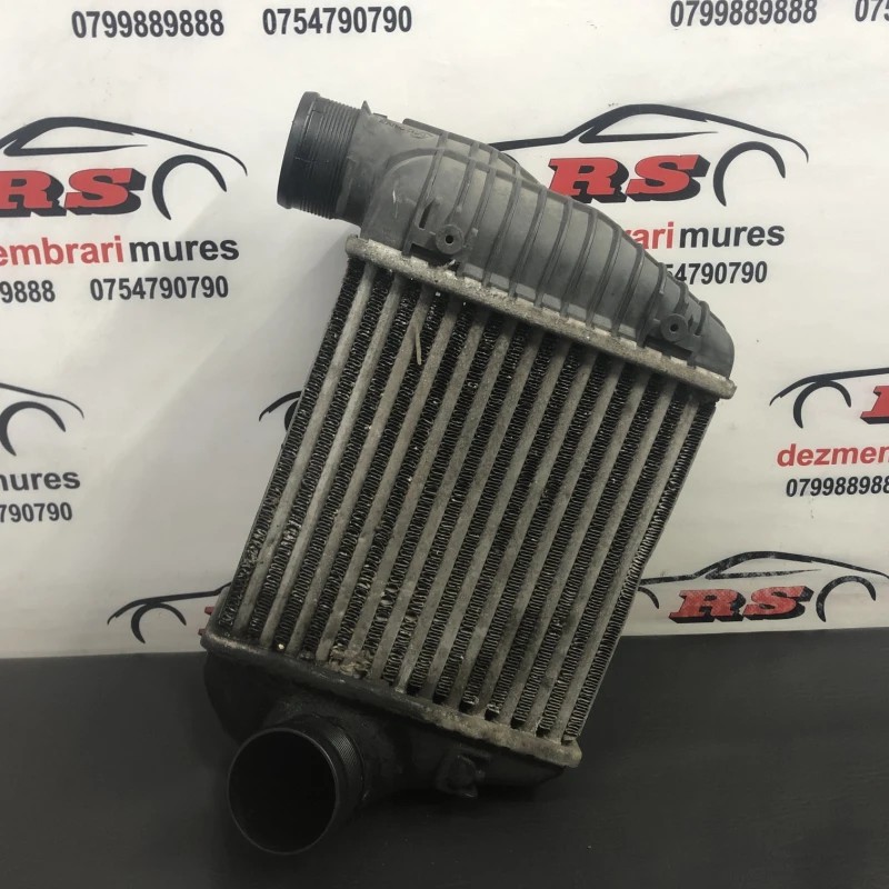 Radiator intercooler / Audi A6 C6 2008 / Motor, racire si evacuare
