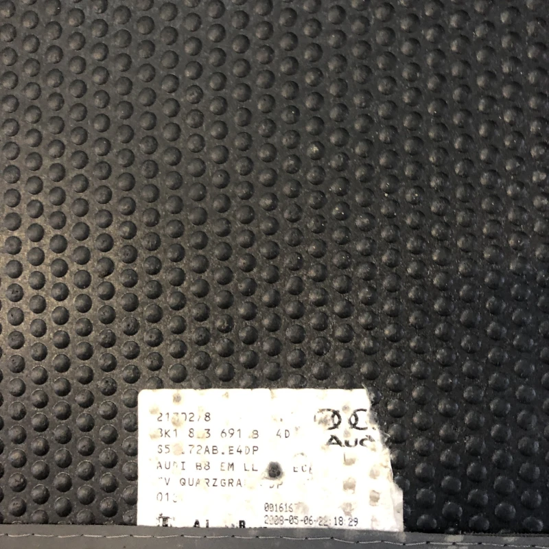 Presuri / Audi A4 B8 2010 / Interior