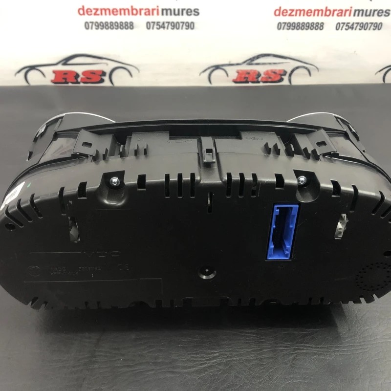Ceas bord / Volkswagen Golf MK6 2011 / Audio si electronice