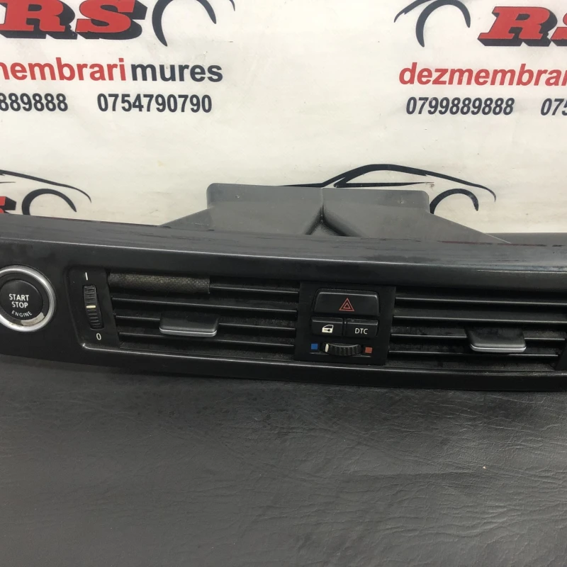 Grila aer bord / BMW Seria 3 E90 2012 / Interior